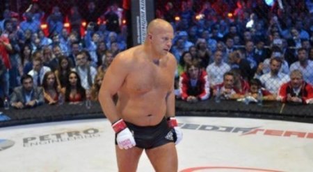 Федор Емельяненко бұрынғы UFC чемпионын нокаутқа түсірді