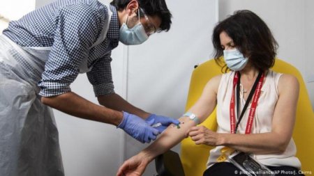 Бразилияда коронавирусқа қарсы вакцина адамдарға сыналмақ