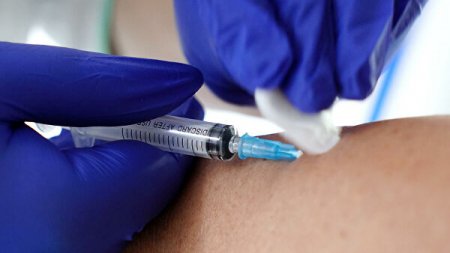 Тұмауға қарсы вакцина кімдерге тегін салынады