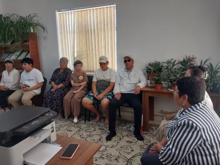 "КЕДЕРГІСІЗ КЕЛЕШЕК" ПАРТИЯЛЫҚ ЖОБАСЫ: ЕРЕКШЕ АЗАМАТТАРМЕН КЕЗДЕСУ ӨТТІ
