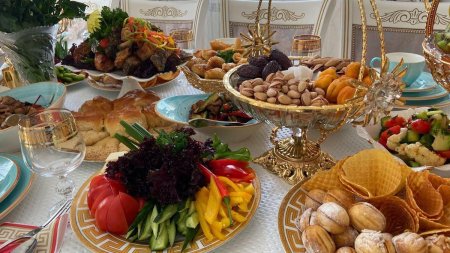 АҚЫЛЫ АБЫСЫНДАР: ДАСТАРҚАННЫҢ ҚҰНЫ ҚАНША?
