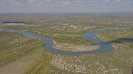 СУДЫҢ ЖАҒДАЙЫ ҚИЫН, ДАЛАҒА КЕТПЕСІН ЕГІНГЕ САЛҒАН ТИЫН