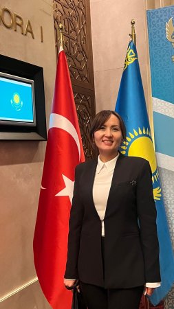 ТҮРІК ЕЛІНЕ ТІЛ ҮЙРЕТКЕН ҚАЗАҚ ҚЫЗЫ