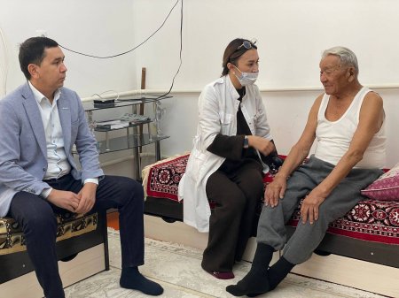 «Ардагерлерді ардақтайық» жобасы аясында ардагерлерге медициналық көмек көрсетілді