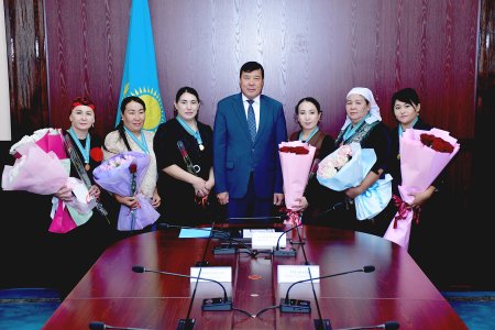 АУДАННЫҢ АРДАҚТЫ АНАЛАРЫ МАРАПАТТАЛДЫ