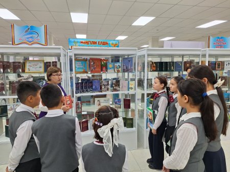 32 КІТАПХАНА,  86 МЫҢ ОҚЫРМАН