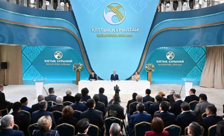 Қызылордада Мемлекет басшысы Қасым-Жомарт Тоқаевтың төрағалығымен Ұлттық құрылтайдың V отырысы басталды