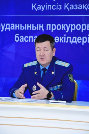 Мейрамбек Маханбетжанов:   Негізгі бағдар – Заңдылық пен Тәртіп