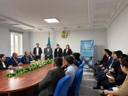 ҚАРЖЫ САЛАСЫНЫҢ ҚЫЗМЕТКЕРЛЕРІМЕН КЕЗДЕСУ ӨТТІ