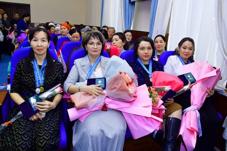 ШИЕЛІ ТӨРІНДЕГІ ШЫНАЙЫ  ҚҰРМЕТ