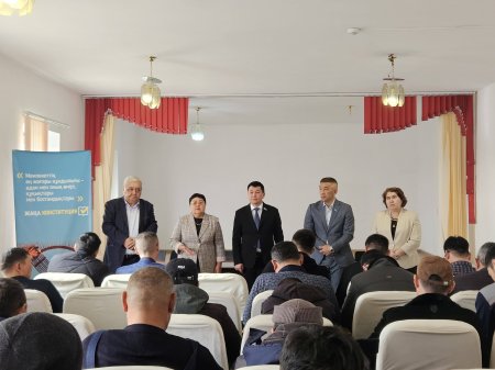 АУМАҚТЫҚ КОАЛИЦИЯ МҮШЕЛЕРІ ШИЕЛІ АУДАНЫНДАҒЫ ЭЛЕКТР ТАРАТУ ТОРАПТАРЫ ҚЫЗМЕТКЕРЛЕРІМЕН КЕЗДЕСТІ