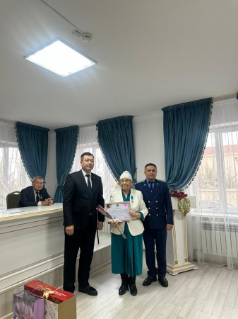 Көктеммен келген әсем  мереке