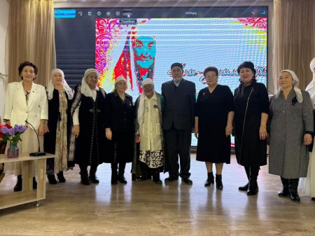 АУЫЛДЫҢ АБЫЗ АНАСЫ