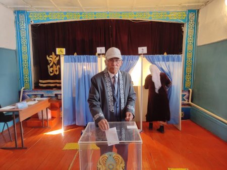 РЕСПУБЛИКАЛЫҚ РЕФЕРЕНДУМДА ШИЕЛІ АУДАНЫНЫҢ ҚҰРМЕТТІ АЗАМАТТАРЫ ДА ДАУЫС БЕРДІ