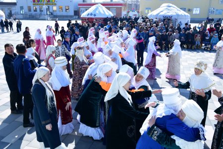 Амалдың ақ таңында – ағайынның амандығы