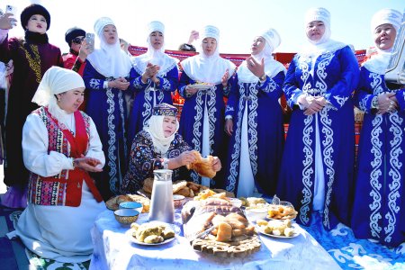 Салт жаңғырып,  сана серпілген күн