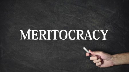 Меритократия қағидатымен мемлекеттік қызметте өсу