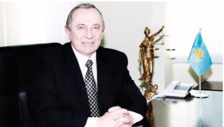 Юрий Александрович Хитриннің 80 жылдығы: Заң мен тәртіп жолындағы тағылымды ғұмыр