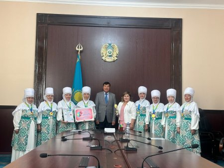 БІШКЕК  ТӨРІН БАҒЫНДЫРҒАН ШИЕЛІ  ҮНІ