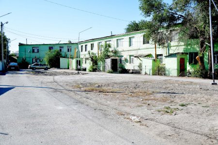 Келбетке көрік,  тұрғынға жайлылық