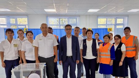 ТЕМІРЖОЛШЫЛАР БІР МЕЗЕТТЕ ДАУЫС БЕРДІ