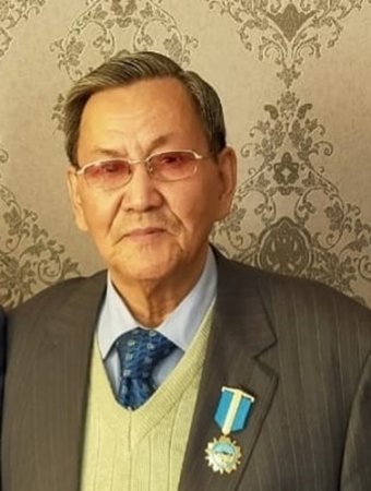 ТҮСІНДЕ ДЕ ШИЕЛІСІН КӨРЕТІН АҚЫН