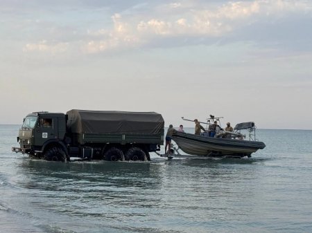 Каспий теңізінде жоғалған екі әскери қызметшінің денесі табылды